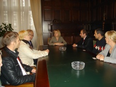 24 November 2011 National Assembly Speaker Prof. Dr Slavica Djukic Dejanovic receives the USOP delegation